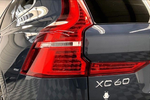 2021 Volvo XC60 T5 Inscription AWD-Heated/Cooled Seats