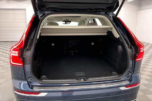 2021 Volvo XC60 T5 Inscription AWD-Heated/Cooled Seats